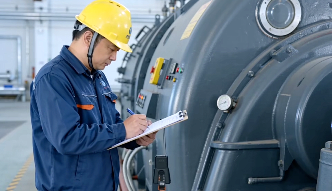 油液在線監測系統如何賦能電廠超臨界汽輪機實現智能運維與低碳降本